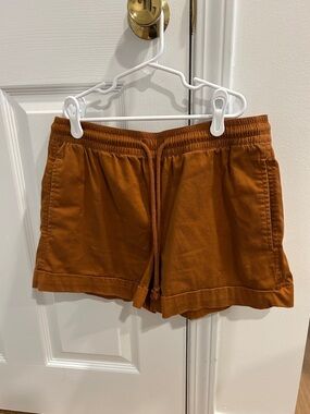 High-Waist Drawstring Casual Shorts in Rust